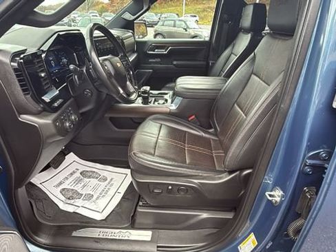 Used 2024 Chevrolet Silverado 1500 High Country w/ High Country Premium Package image 16