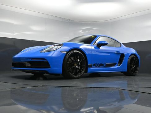 Used 2024 Porsche 718 Cayman GTS RWD image 22