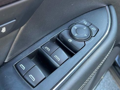 Used 2022 Buick Envision Avenir w/ Premium Seat Package AWD/4WD image 31