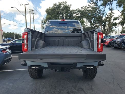 New 2026 Ford F250 Lariat w/ Black Appearance Package image 9