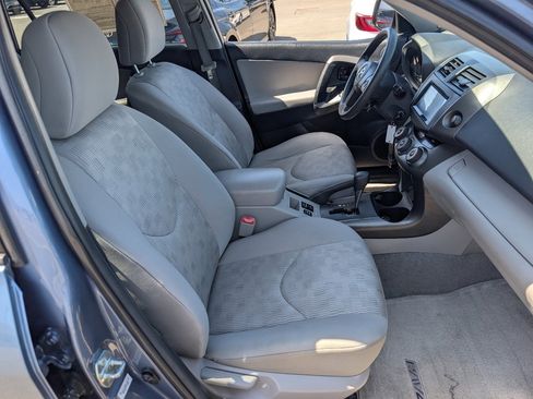 Used 2012 Toyota RAV4 FWD w/ Value Pkg image 7