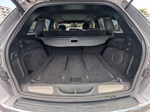 Used 2014 Jeep Grand Cherokee Overland AWD/4WD image 13