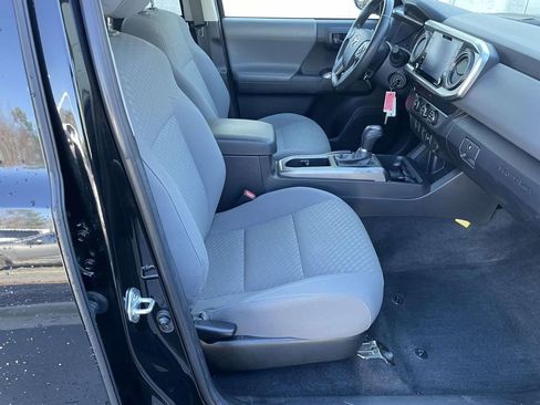 Used 2022 Toyota Tacoma SR5 image 45