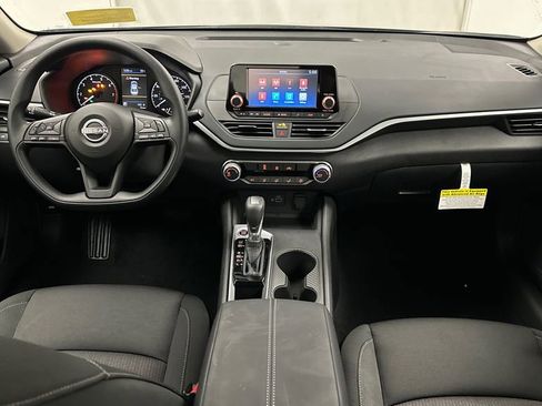 Certified 2024 Nissan Altima 2.5 S image 18