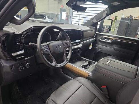 New 2026 Chevrolet Silverado 2500 High Country w/ High Country Premium Package AWD/4WD image 18