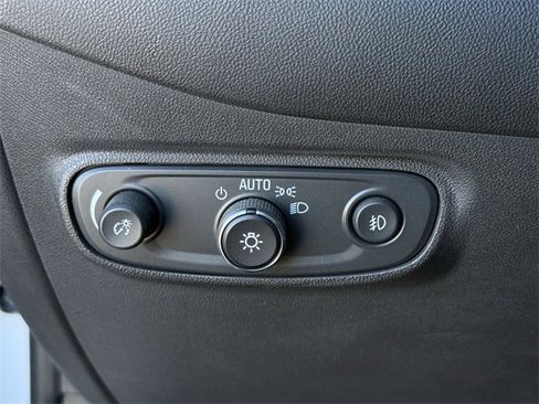 Certified 2021 Chevrolet Equinox LT image 24