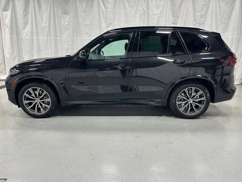 Used 2026 BMW X5 xDrive50e AWD/4WD image 4