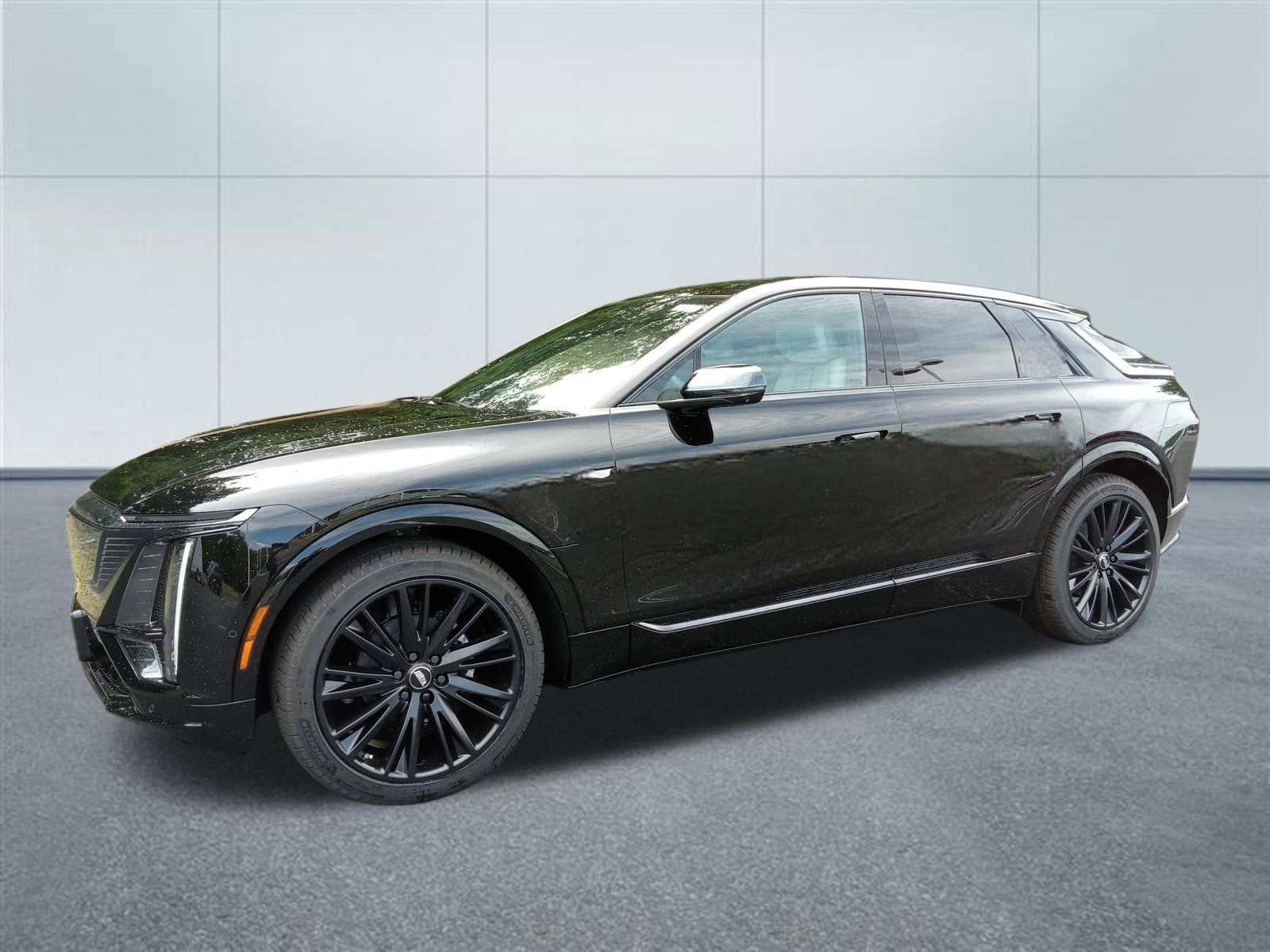 New 2026 Cadillac Lyriq Sport w/ LPO, ONYX Package AWD/4WD image 1
