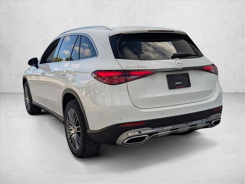 New 2026 Mercedes-Benz GLC 300 image 8