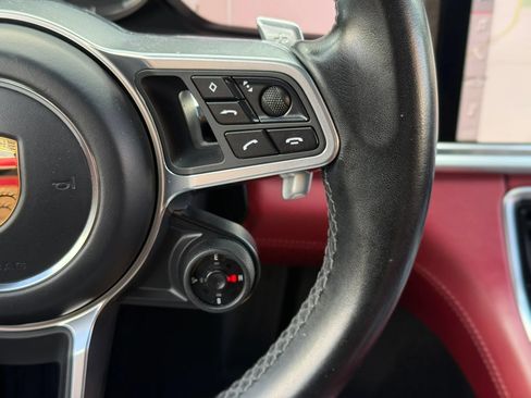 Used 2018 Porsche Panamera 4 AWD/4WD image 19