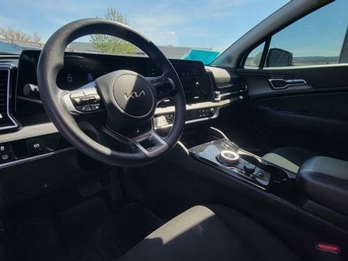 Used 2023 Kia Sportage LX AWD/4WD image 22