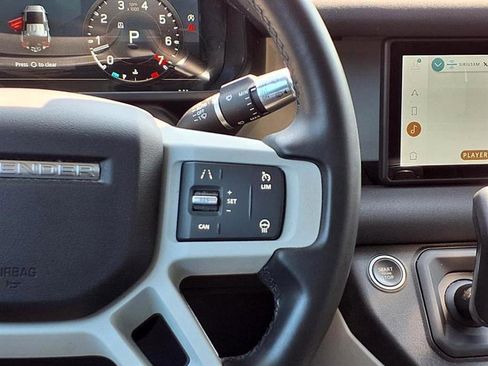 Used 2020 Land Rover Defender 110 S image 26