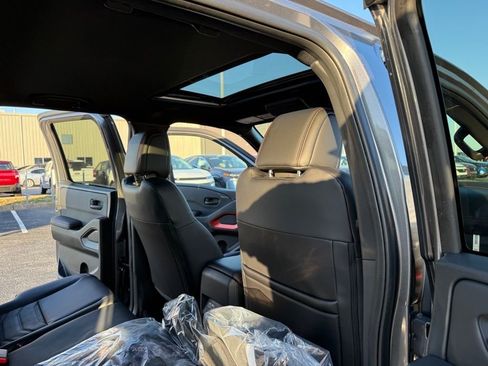New 2026 Nissan Frontier PRO-4X image 32