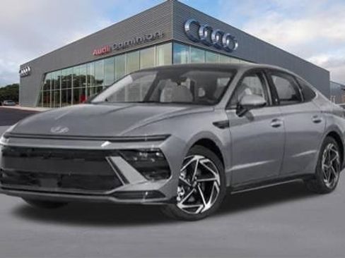 Used 2025 Hyundai Sonata SEL FWD image 1