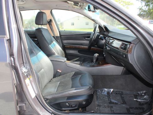 Used 2006 BMW 325i Sedan RWD image 18
