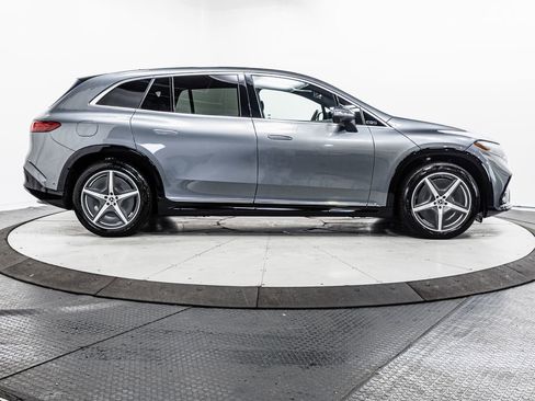 Certified 2023 Mercedes-Benz EQS 580 4MATIC SUV image 37