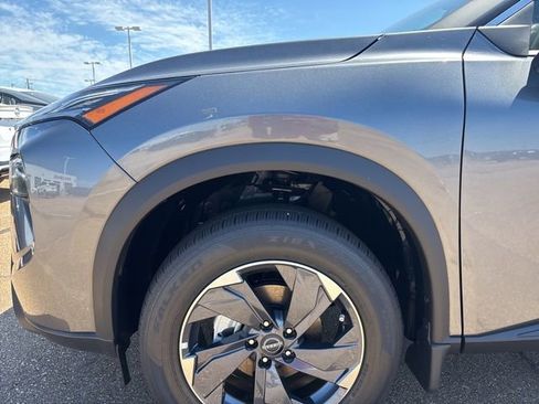 New 2026 Nissan Rogue SV image 7