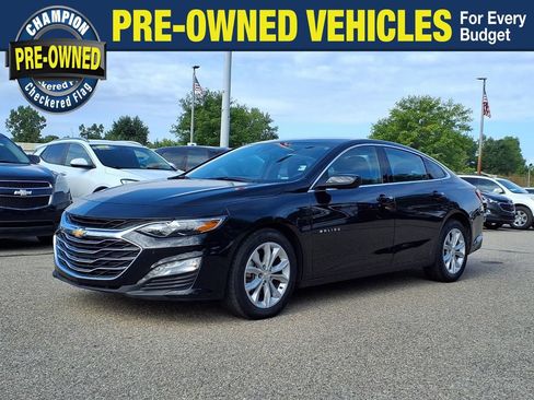 Used 2025 Chevrolet Malibu LT FWD image 1