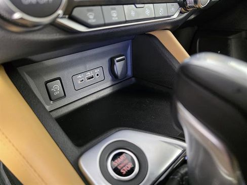 Used 2024 Nissan Sentra SV w/ SV Premium Package FWD image 37