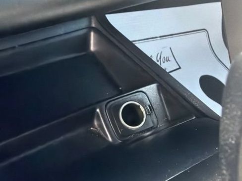 Used 2014 Ford Fusion SE w/ Equipment Group 202A FWD image 17