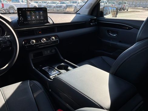 Used 2023 Honda Pilot EX-L image 39