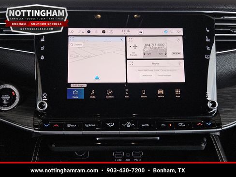 Used 2024 Jeep Wagoneer L Series II w/ Flexible Seating Group AWD/4WD image 12