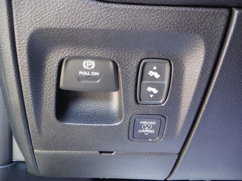 Certified 2026 RAM 1500 Big Horn AWD/4WD image 27
