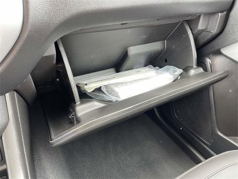 Certified 2022 Chevrolet Colorado LT w/ Luxury Package image 34