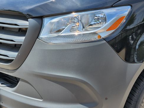 New 2024 Mercedes-Benz Sprinter 144 Cargo image 8