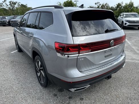 Used 2024 Volkswagen Atlas SE FWD image 12