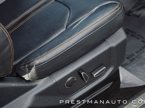 Used 2022 Ford Expedition Platinum image 45