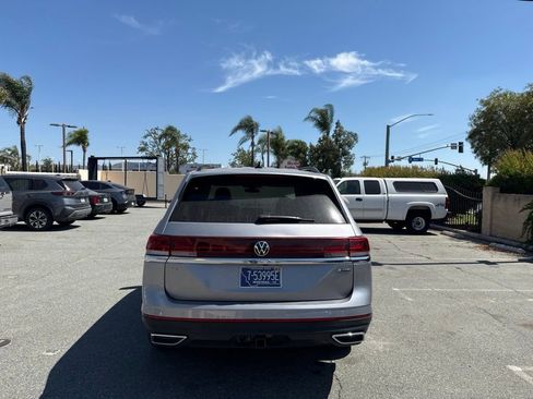 Used 2024 Volkswagen Atlas SE AWD/4WD image 7
