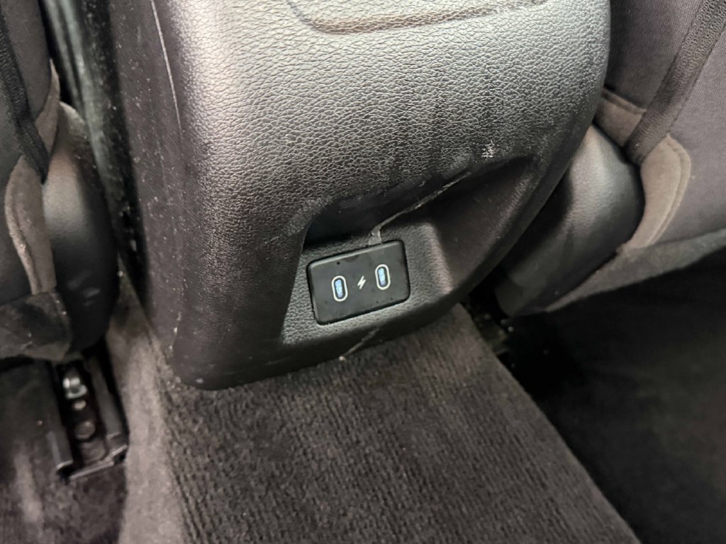Used 2025 Hyundai Sonata SEL FWD image 21