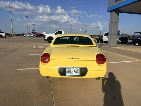 Used 2002 Ford Thunderbird RWD image 7