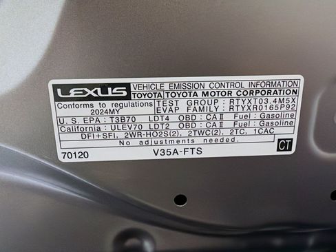 Used 2024 Lexus GX 550 w/ Cold Area Package AWD/4WD image 21