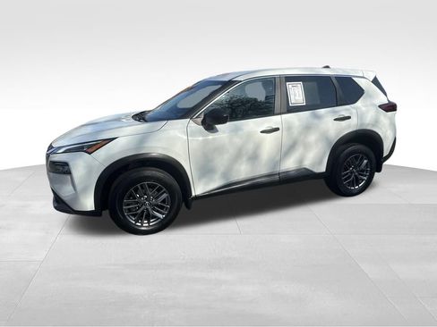 Used 2023 Nissan Rogue S AWD/4WD image 4
