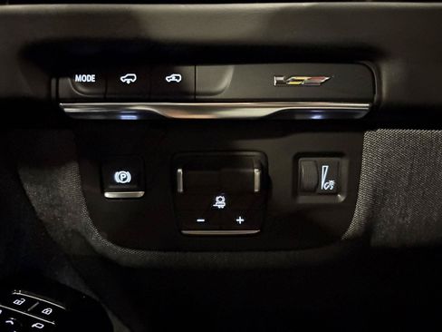 Used 2026 Cadillac Escalade V w/ LPO, ONYX Package AWD/4WD image 20