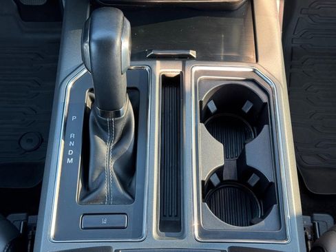 Used 2019 Ford F150 Raptor w/ Equipment Group 802A Luxury image 15