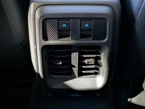 New 2025 Ford Bronco Badlands image 15