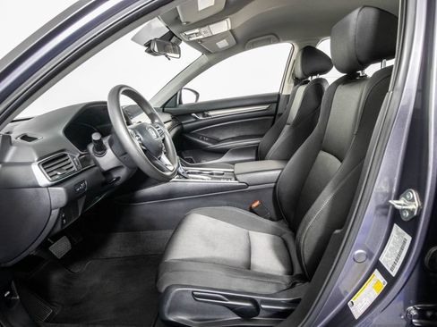 Used 2020 Honda Accord LX image 9