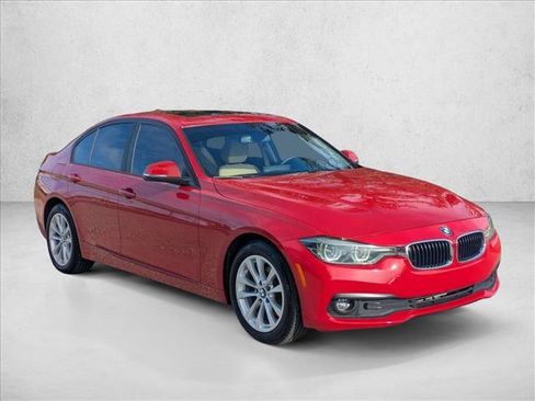 Used 2018 BMW 320i xDrive 320i xDrive image 3