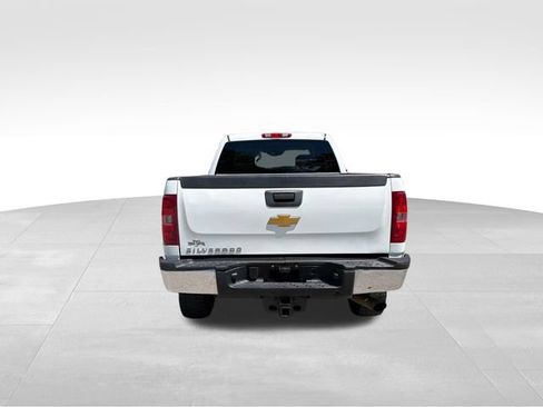 Used 2014 Chevrolet Silverado 2500 LT AWD/4WD image 4