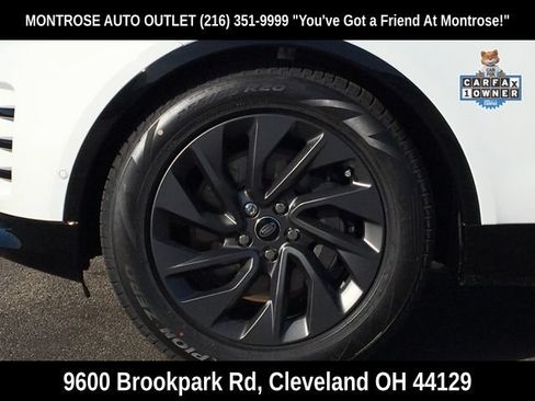 Used 2024 Land Rover Discovery Dynamic SE AWD/4WD image 39