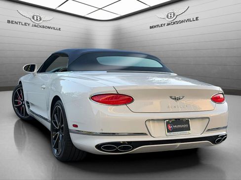 Certified 2024 Bentley Continental GT image 3