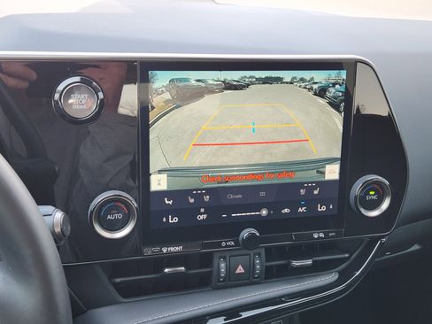 Certified 2024 Lexus NX 250 FWD w/ Towing Package (2000 Lbs) image 19