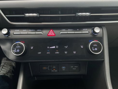 Used 2025 Hyundai Sonata SEL FWD image 27