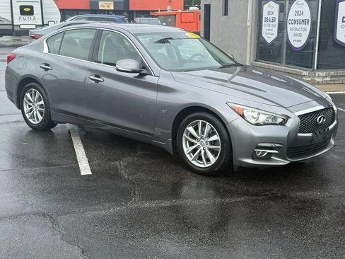 Used 2015 INFINITI Q50 Premium w/ Navigation Package AWD/4WD image 2