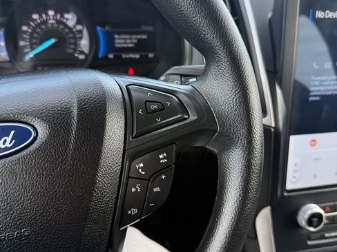 Used 2022 Ford Edge SE w/ Black Appearance Package image 24