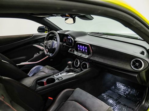 Used 2019 Chevrolet Camaro ZL1 image 53