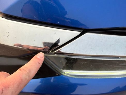 Used 2019 Honda HR-V EX image 2